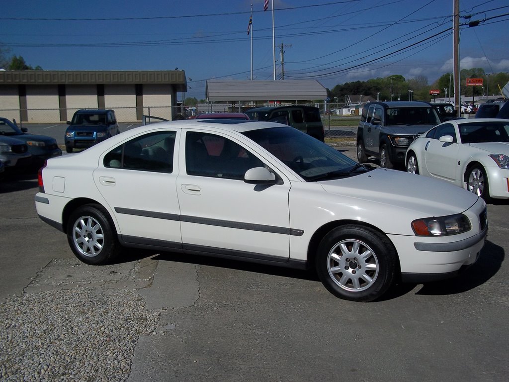 2002 Volvo S60's photo